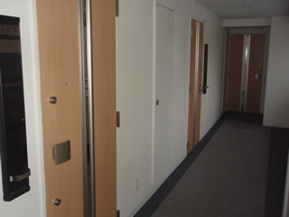 狸小路チャットルーム風景03です