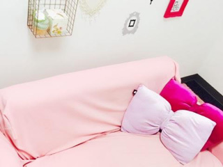 東京駅チャットレディー専用ルームの風景01